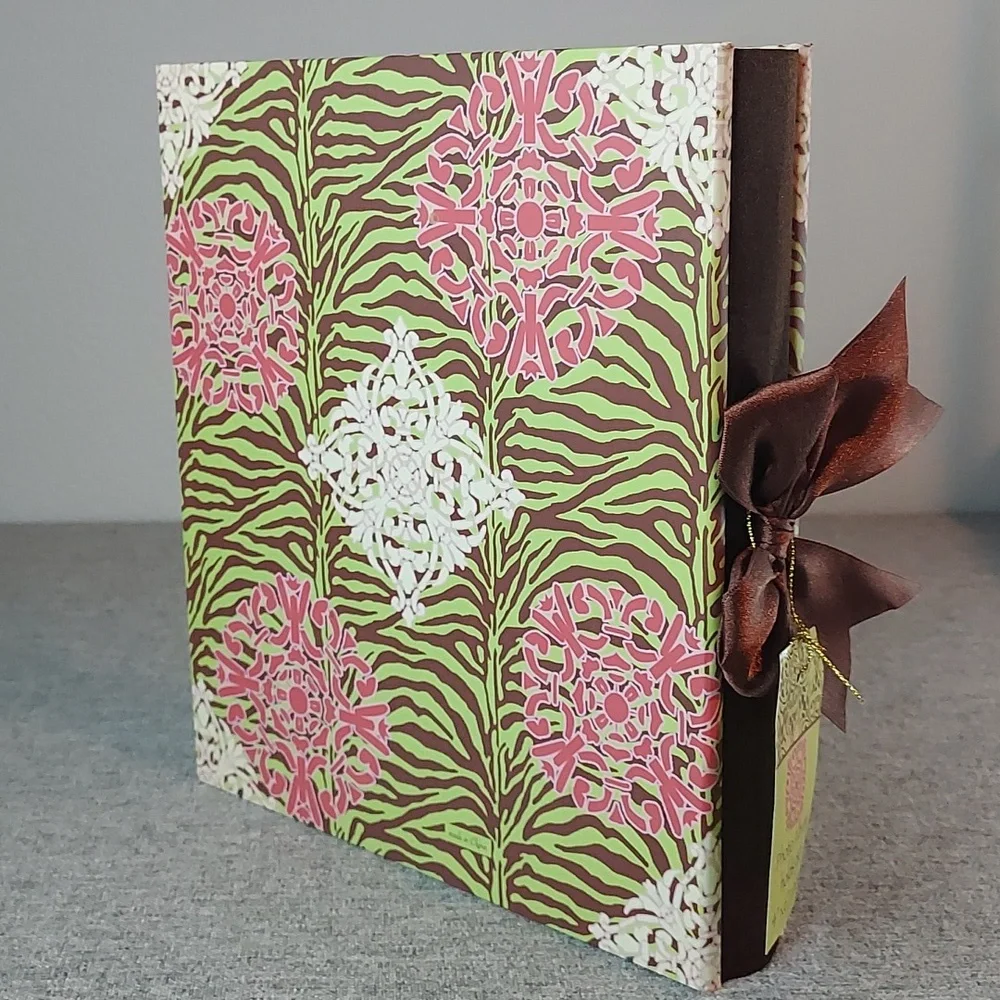 Green Pink Brown Animal Print Patterned 4x6 Photo Album Book Binder NWT